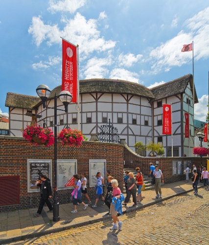 Pawel-Libera-Globe-Exterior